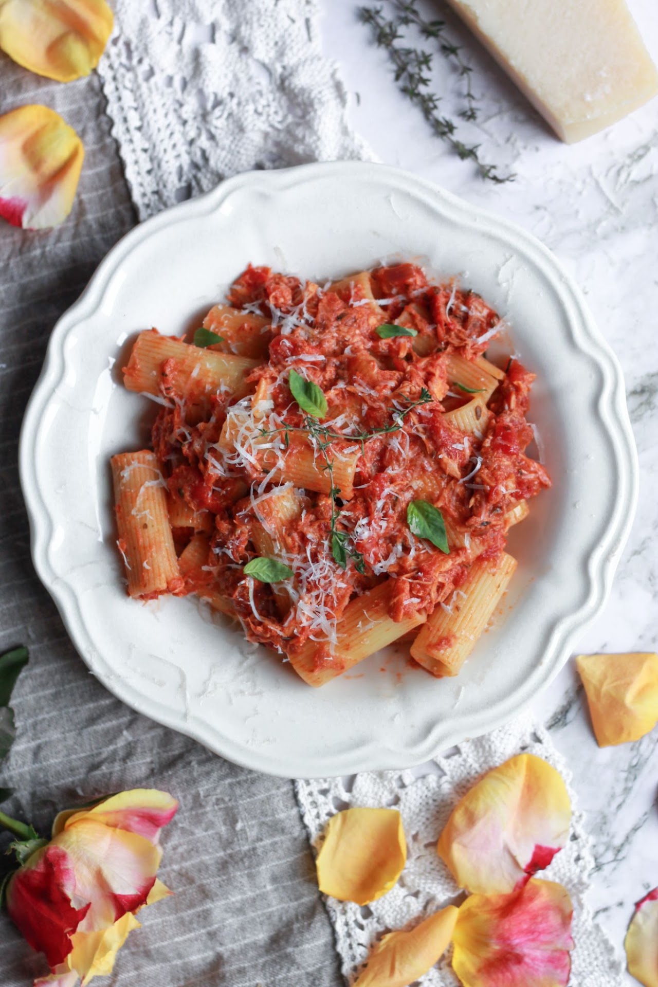 Salmon pasta