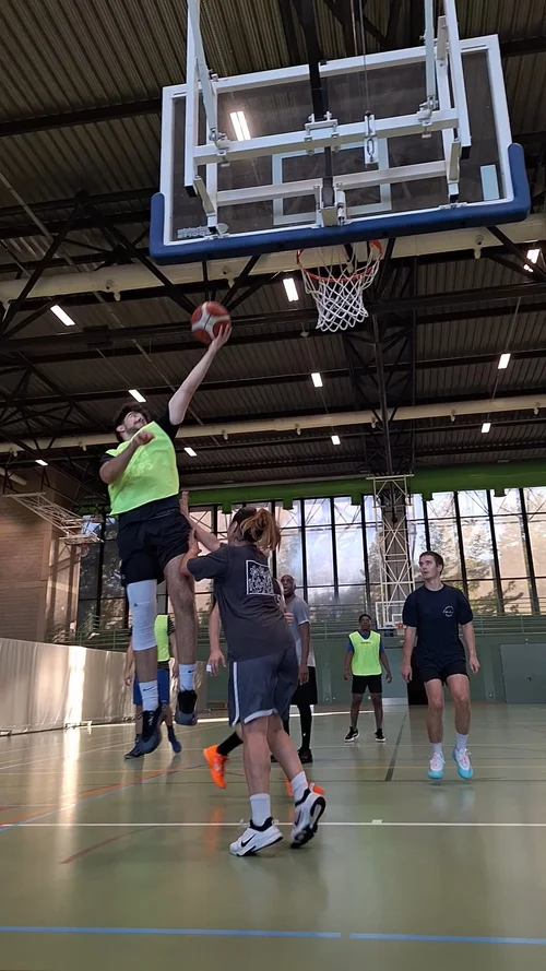 Pick-Up Basketball gallery image 1